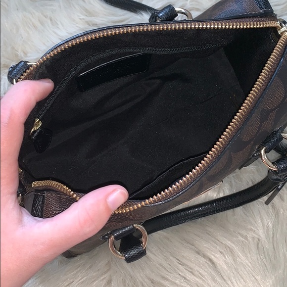 Coach Bag - Picture 5 of 6